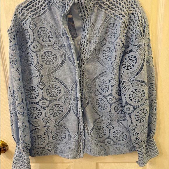 Chic Blue Lace Women Shorts - Picture 6 of 6